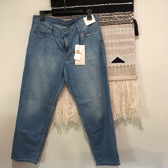 lightweight boyfriend jeans